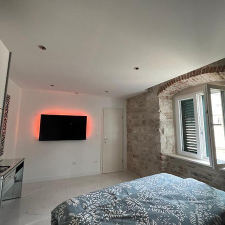 Madonna Apartment Сплит Екстериор снимка