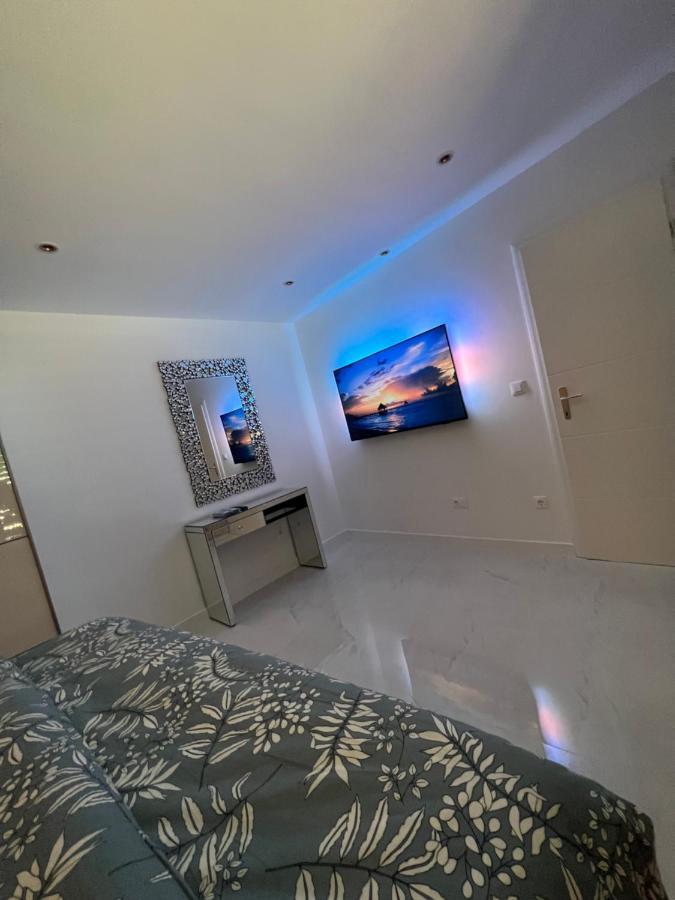 Madonna Apartment Сплит Екстериор снимка